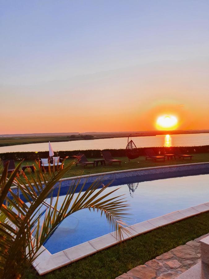 Casa Miralago Boutique Adults Only Tulcea Exterior photo