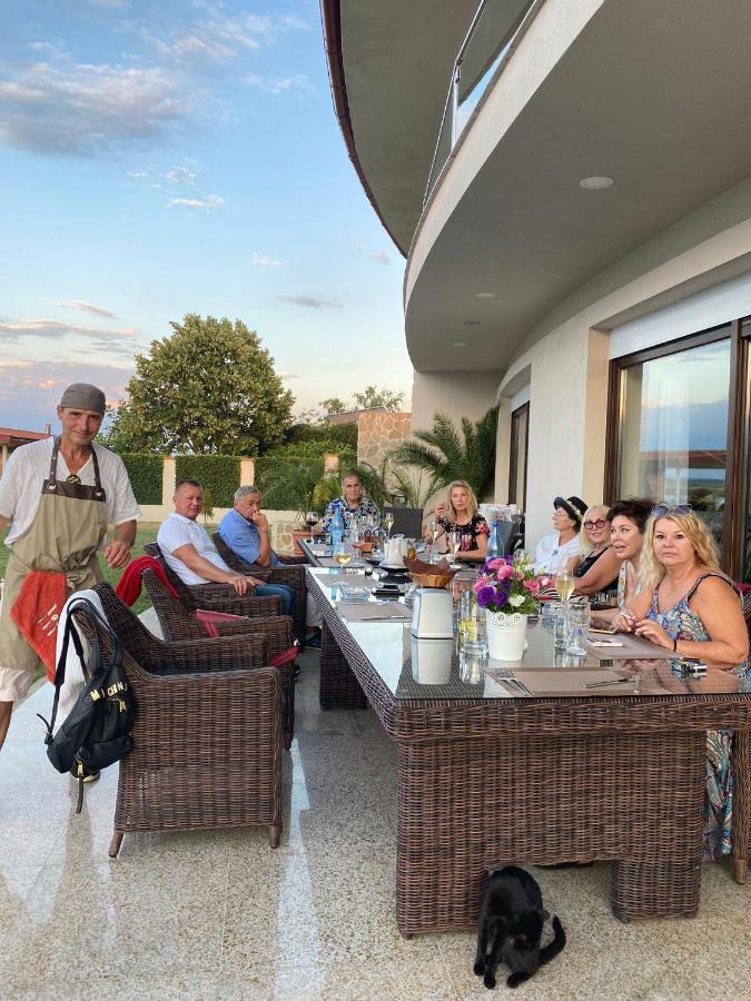 Casa Miralago Boutique Adults Only Tulcea Exterior photo